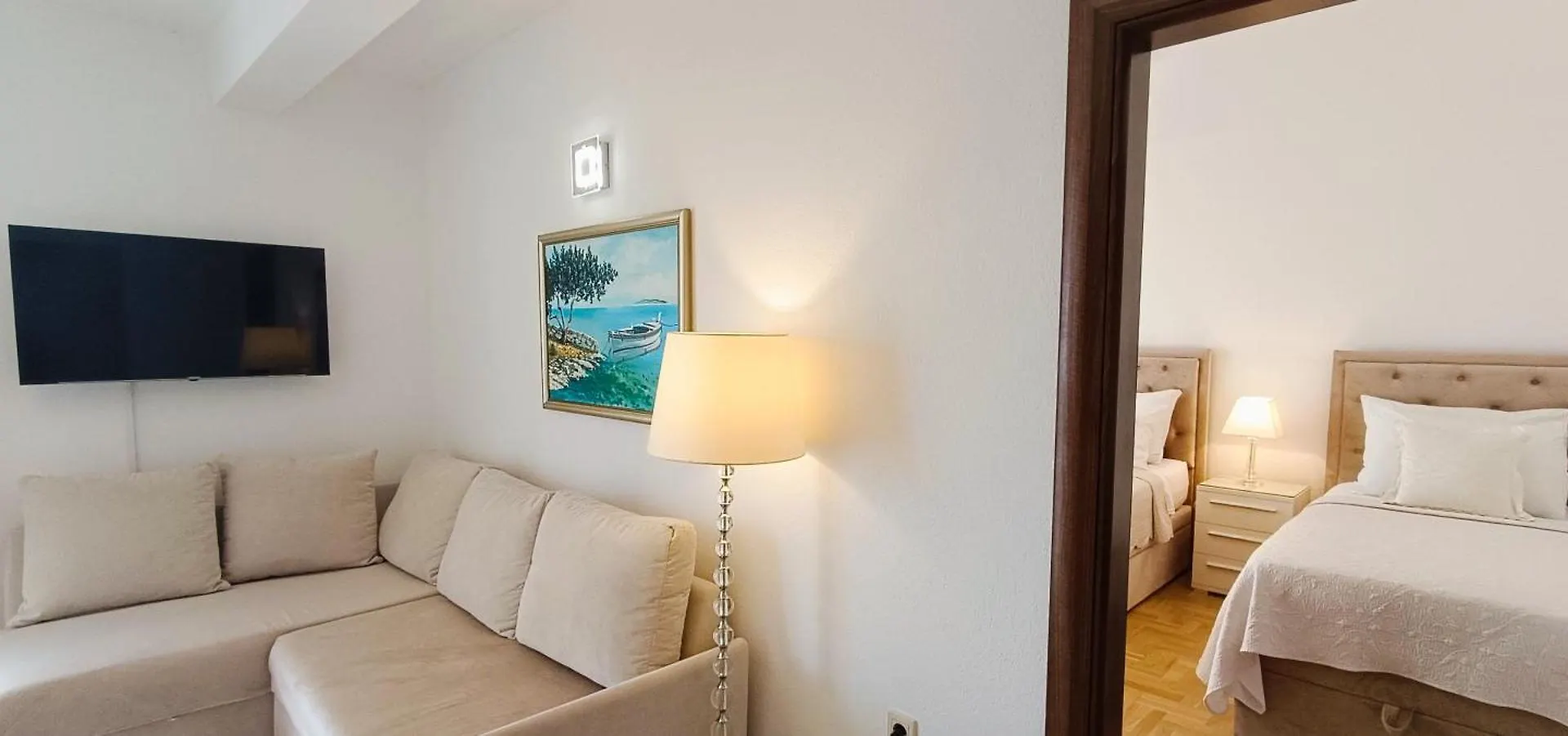 Villa Queen Trogir 0*,  Croatia