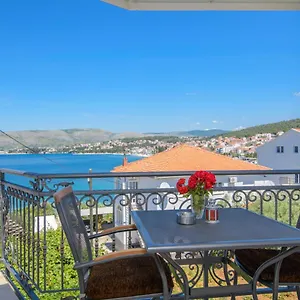 Apartment Tonka, Trogir