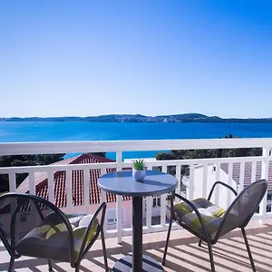  Apartman Ana